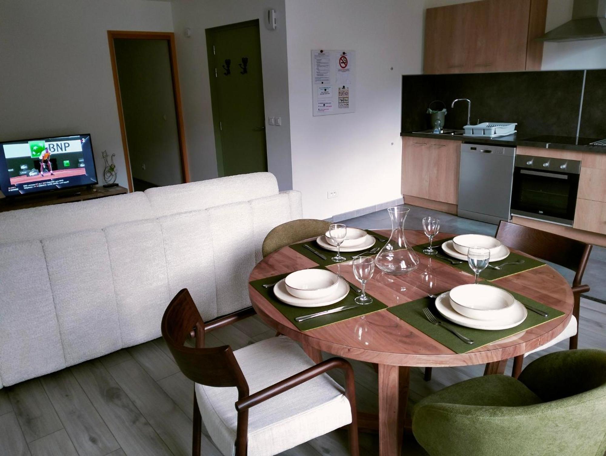 La Provence Vous Attend - 2Eme Etage Digne-les-Bains Eksteriør bilde